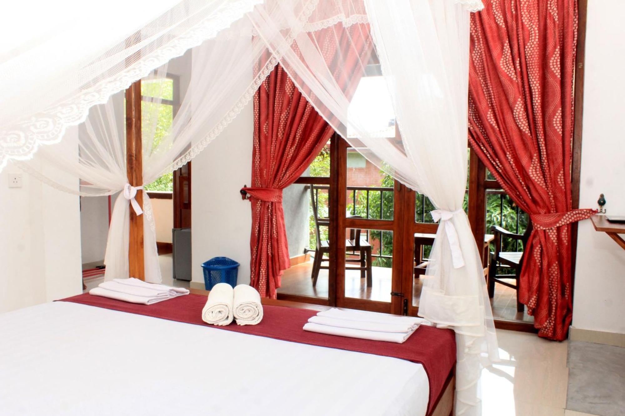 Green Hut Nature Resort 시기리야 외부 사진